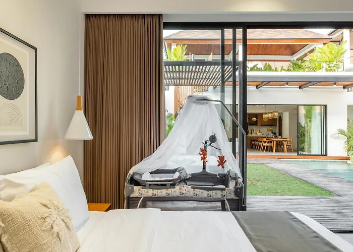 New Luxe 350m To I 7bdr And 4bdr I Kids Free I Panoramic Windows I Ac I 9 Meters Pool