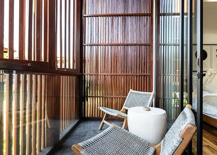 Villa New Luxe 350m To I 7bdr And 4bdr I Kids Free I Panoramic Windows I Ac I 9 Meters Pool Canggu