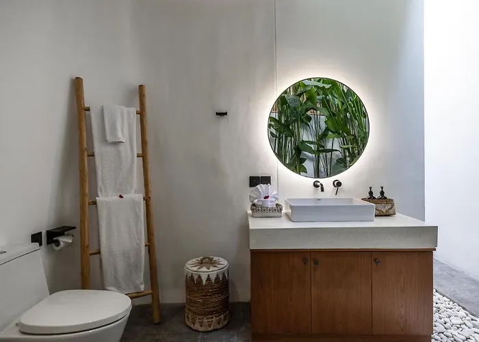 New Luxe 350m To I 7bdr And 4bdr I Kids Free I Panoramic Windows I Ac I 9 Meters Pool *
