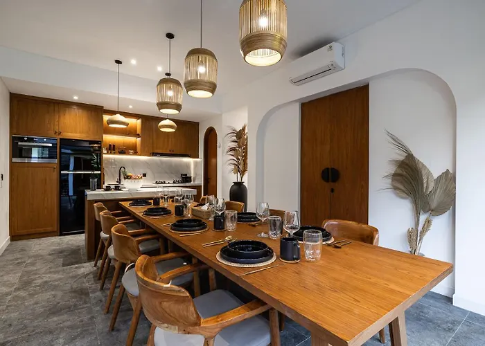 New Luxe 350m To I 7bdr And 4bdr I Kids Free I Panoramic Windows I Ac I 9 Meters Pool Villa
