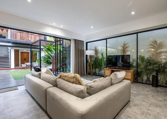 New Luxe 350m To I 7bdr And 4bdr I Kids Free I Panoramic Windows I Ac I 9 Meters Pool Villa
