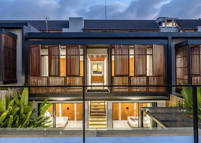Villa New Luxe 350m To I 7bdr And 4bdr I Kids Free I Panoramic Windows I Ac I 9 Meters Pool Canggu