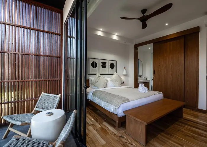 New Luxe 350m To I 7bdr And 4bdr I Kids Free I Panoramic Windows I Ac I 9 Meters Pool * Canggu