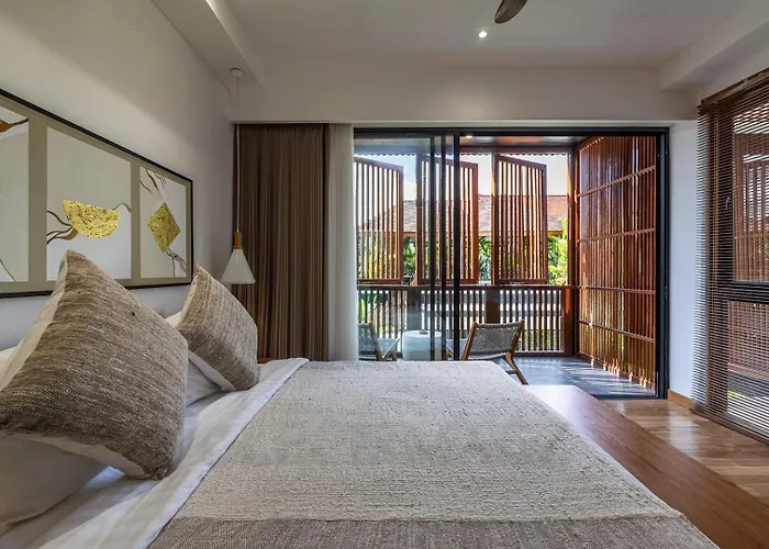 Villa New Luxe 350m To I 7bdr And 4bdr I Kids Free I Panoramic Windows I Ac I 9 Meters Pool Canggu