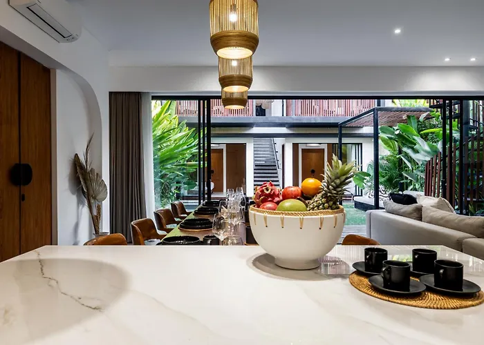 New Luxe 350m To I 7bdr And 4bdr I Kids Free I Panoramic Windows I Ac I 9 Meters Pool * Canggu