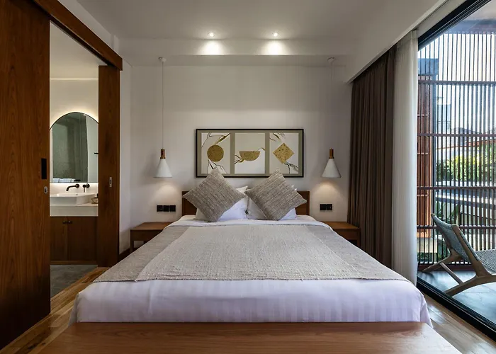 New Luxe 350m To I 7bdr And 4bdr I Kids Free I Panoramic Windows I Ac I 9 Meters Pool