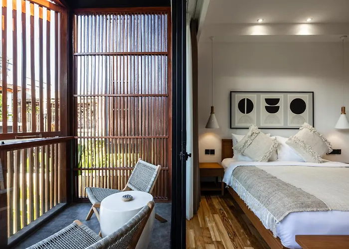 New Luxe 350m To I 7bdr And 4bdr I Kids Free I Panoramic Windows I Ac I 9 Meters Pool * Canggu