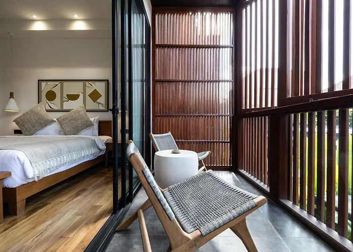 New Luxe 350m To I 7bdr And 4bdr I Kids Free I Panoramic Windows I Ac I 9 Meters Pool